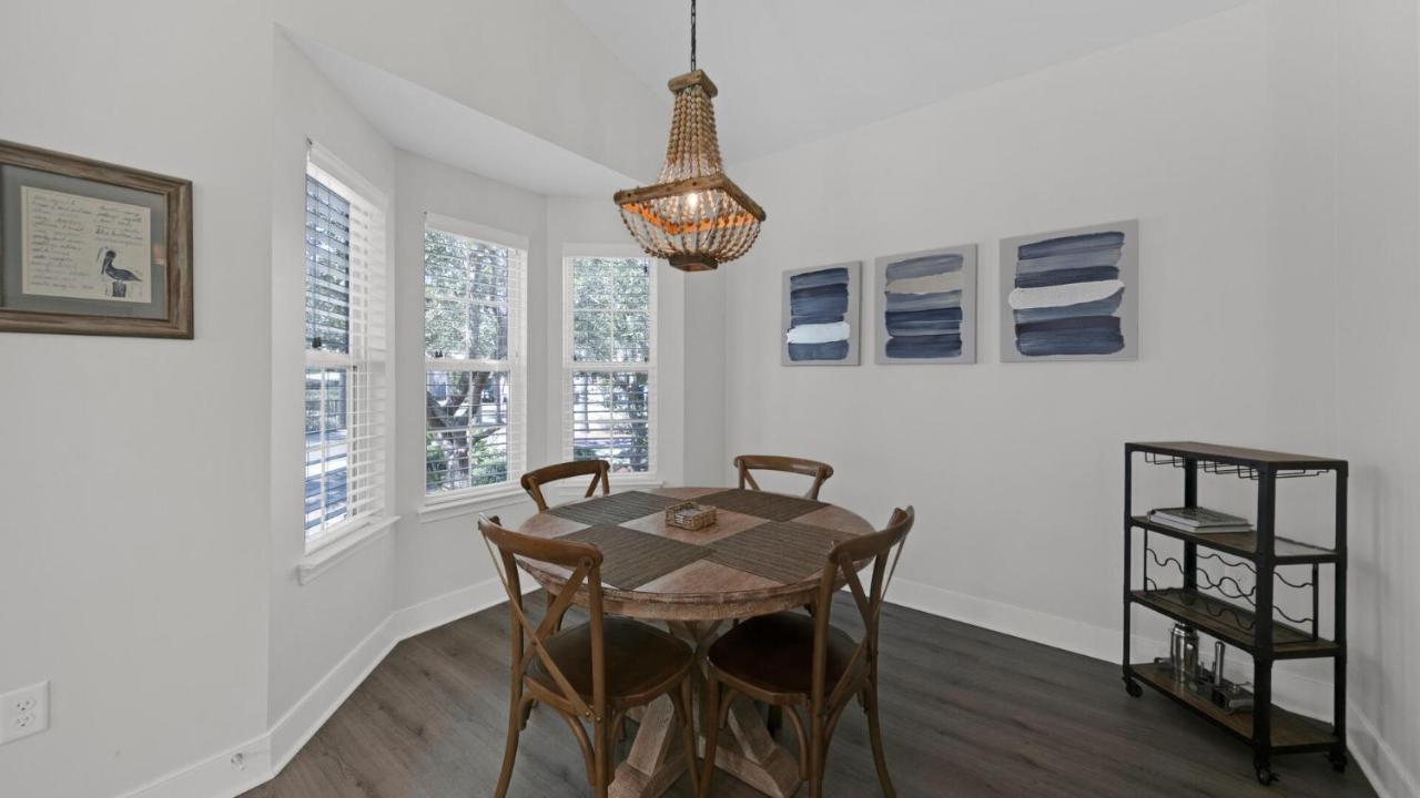Pelican House - Newly Remodeled, Professionally Decorated, Only About 1 Mile To Seaside! Santa Rosa Beach Esterno foto